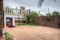 VILLA GLORIA, SPA AND POOL Hotels near Plaza de Toros de Illescas