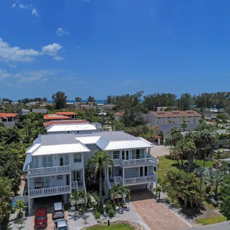 Paradise Found Managed by Beach Retreats
