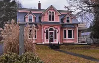 Miller House By the Bay Hotels in Lunenburg