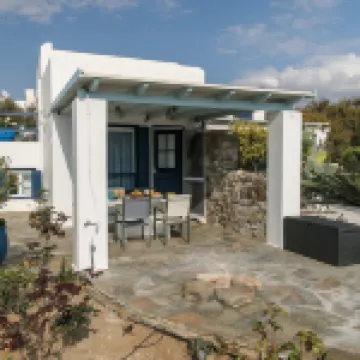 Sunset Beach House with Two Bedrooms