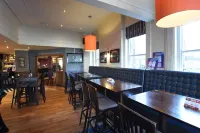 Oaklands Hotel - breakfast