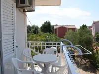 Apartments Dana Hotels in Srima