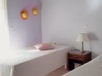 Agrilis Cottage Near the Beach Hotels in Filiatra