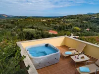Villa Erontas Mini Pool and Heated Jacuzzi Hotels in Armeni