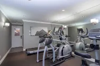 Sandman Hotel Vernon فنادق في فيرنون