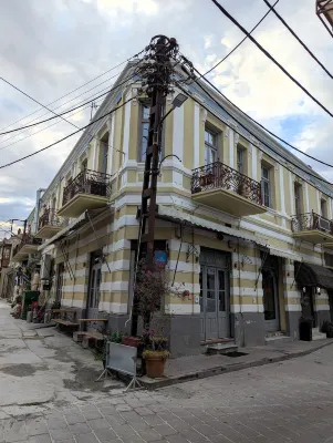 Studio 5 Hotels near Byzantine Museum