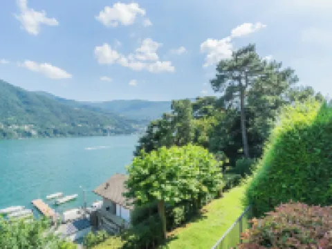 OC Lake Love by Rent All Como Hotels in Laglio