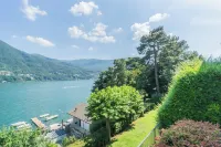 OC Lake Love by Rent All Como Hotels in Laglio