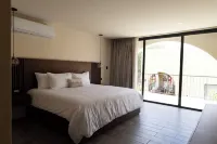 Moreira Hotel Boutique - balcony