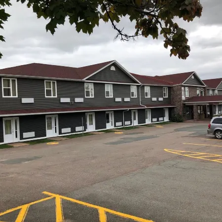 Coastal Inn Sackville Отели в г. Уэстморленд