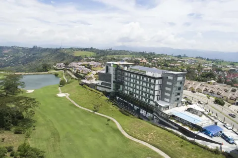 Punta Diamante Premium Hotel