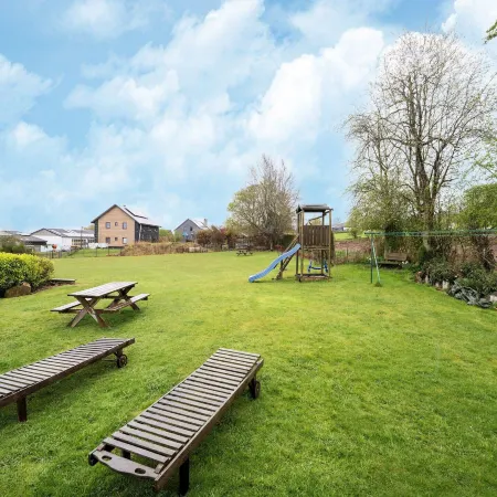 Holiday Home in Lierneux with Private Garden
