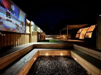 Moonlight Tent Hotels in Килгетти