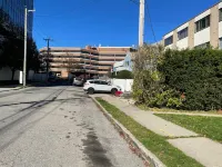 Convenient Access and Spacious Living Areas - Charming Cozy Retreat Hotels in Stamford