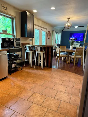 Mary’s Place- New River Gorge National Park and Preserve Rest, Relax, Rejuvenate