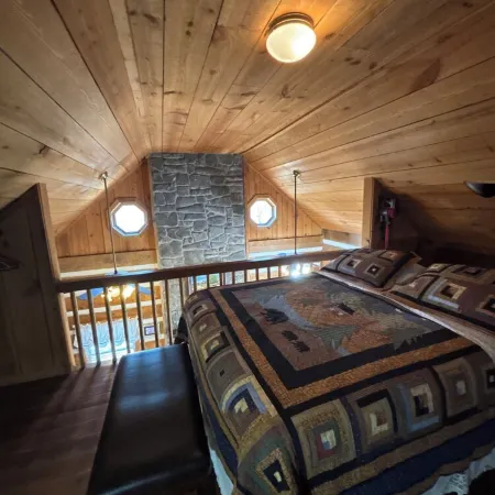 The Hideout Cabin at Country Manor Acres