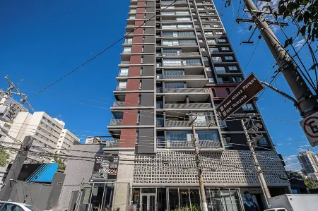 Estúdios ao Lado do Allianz Park, Piscina, Vaga Отели рядом с достопримечательностью «Butantan Institute»