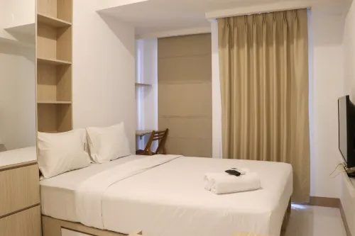 Relaxing and Comfy Studio at Tokyo Riverside Pik 2 Apartment - parkir