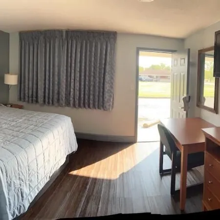 Holiday Motel