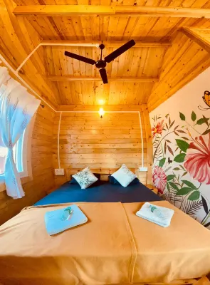 Famstel Gokarna - Beach Stay Shri Sharada Devi Ammanavara Temple 주변 호텔