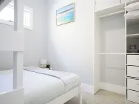 Walk to Everything, Family Getaway Hotels in Anna Bay