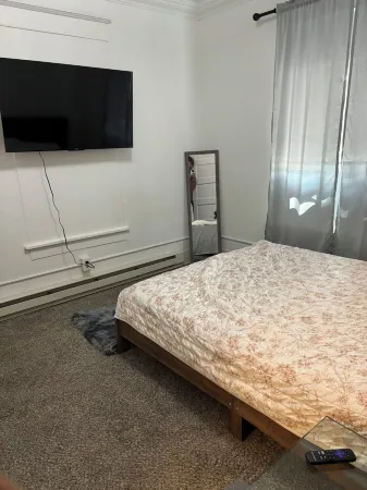 Cozy house in peaceful Great Falls with WiFi, AC Отели в г. Cascade County