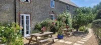 Stone cottage in idyllic location, surrounded by countryside, close to beaches.