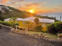 Diamond in Paradise-Hear the waves, feel the breezes from this 3 bedroom villa!