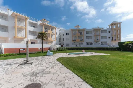 Atlantic Nest Nazaré Отели в г. Назаре