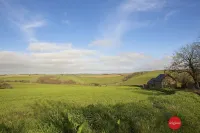 Farm holiday cottage near Totnes, peaceful with beautiful views