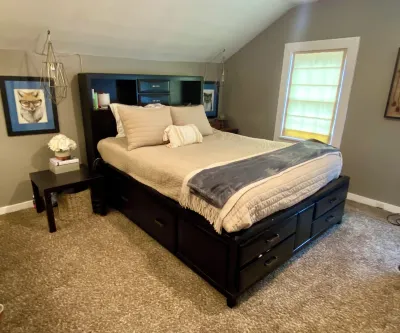 Walk to Beach, downtown St Joseph with shops/restaurants. New kitchen, firepit Hotels near Silver Beach Amusement Park