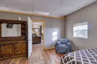 Large 4 BR home, tucked away in the trees