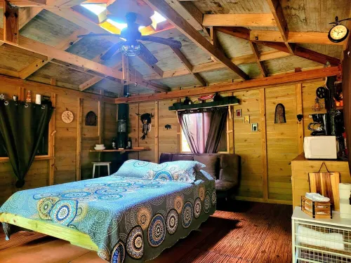 Secluded Jungle Cabin with outdoor tub, Sky Light and Fire Pit in Rincón Hotel a Aguada