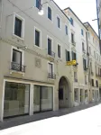 DARK PORCH DELUXE APARTMENT - HISTORIC CENTER