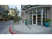 Clean Comfortable Santana Row Condo