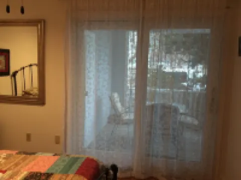 Charming West End 1 Bd 1st Fl -  Steps to Beach - With Private Parking