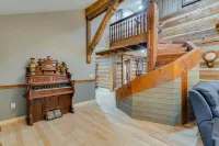 Modern Cabin With Pool Near Nashville!