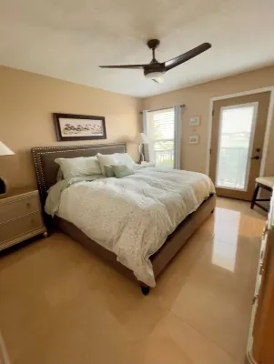 Beach Front 2B 2B.  Elegant Top Floor End Unit On Desirable Belleair Beach Hotels in Belleair Beach