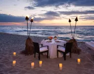 Secluded Oceanfront 4BR Luxury Villa - Fully Staffed on Camp Bay Beach, Roatan