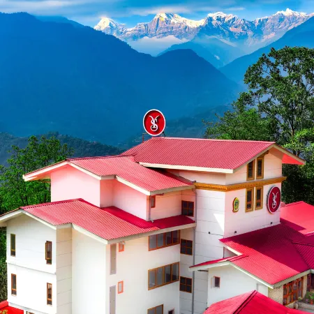Yashshree Pelling Chekhim Retreat