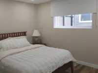 1Bed  1Bath Apartment  Quiet, close to park, beach,  biking and walking trails Hotels in Arnprior