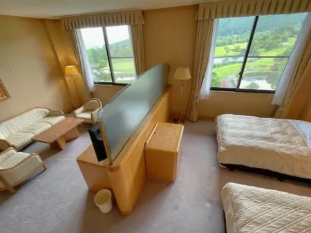 Zuien Country Club Century Fuji Course Отели рядом с достопримечательностью «Kaizeminaru Fujikawakyoshitsu»