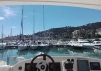 Bel Appartement Moderne : vue Mer, Menton Garavan