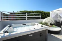 Penthouse with private Jacuzzi