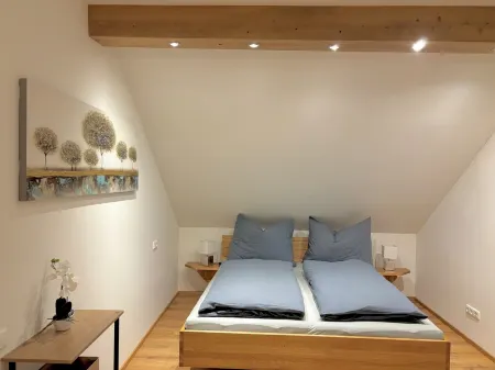 "Seeblick" guest house - Bright penthouse apartment on the outskirts of Salzburg