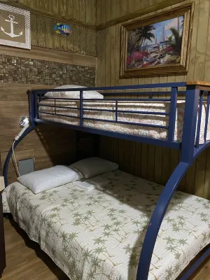 Poblado Log Cabin Camper