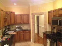 SVR00235 Only 3 blocks from Forsyth Park, free parking, walkable everywhere