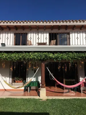 Apartamentos Los Nazarenos Private Apt 3 - Heated Swimming Pool, Jacuzzi and Gym Hôtels à : 