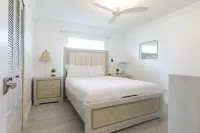 PALM BEACH GARDENS  GUEST HOUSE