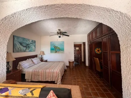 La Jolla De Los Cabos on the ocean!